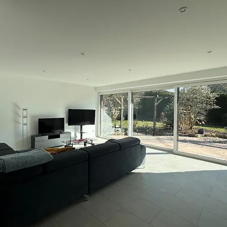 Monteurwohnung, Ferienwohnung, Wohnen Auf Zeit, Moebliert *