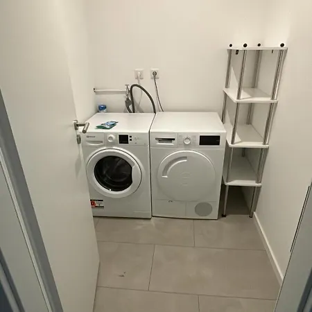 Monteurwohnung, Ferienwohnung, Wohnen Auf Zeit, Moebliert Διαμέρισμα *